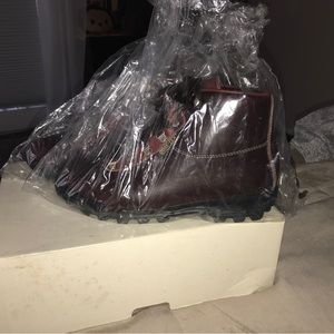 GORE•TEX hiking boots